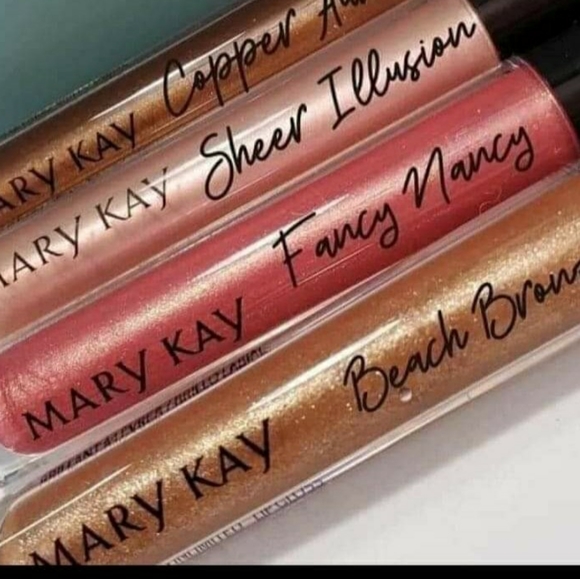 Mary Kay Unlimited Lip Gloss - Fancy Nancy - Picture 6 of 7